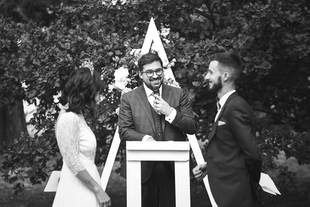 Comment choisir son officiant de cérémonie ?