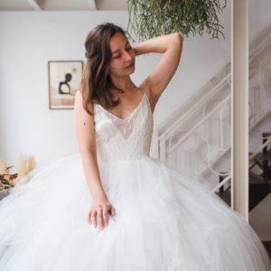 Buste en dentelle perlée