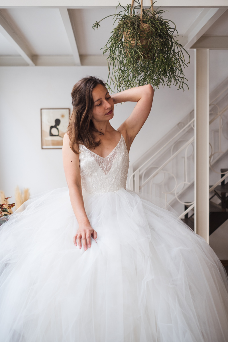 Buste en dentelle perlée