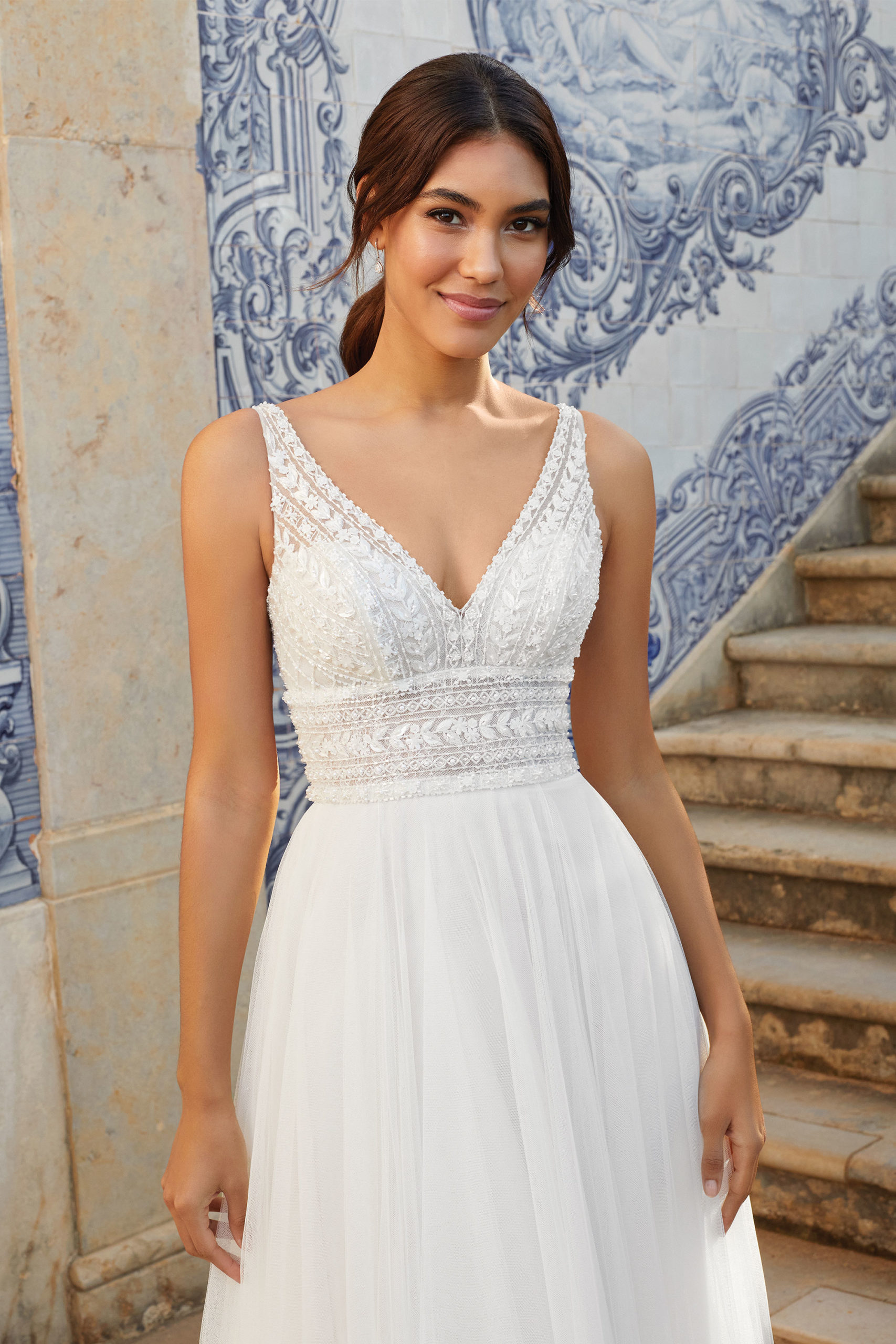 Robe de mariée sans manche décolleté en V
