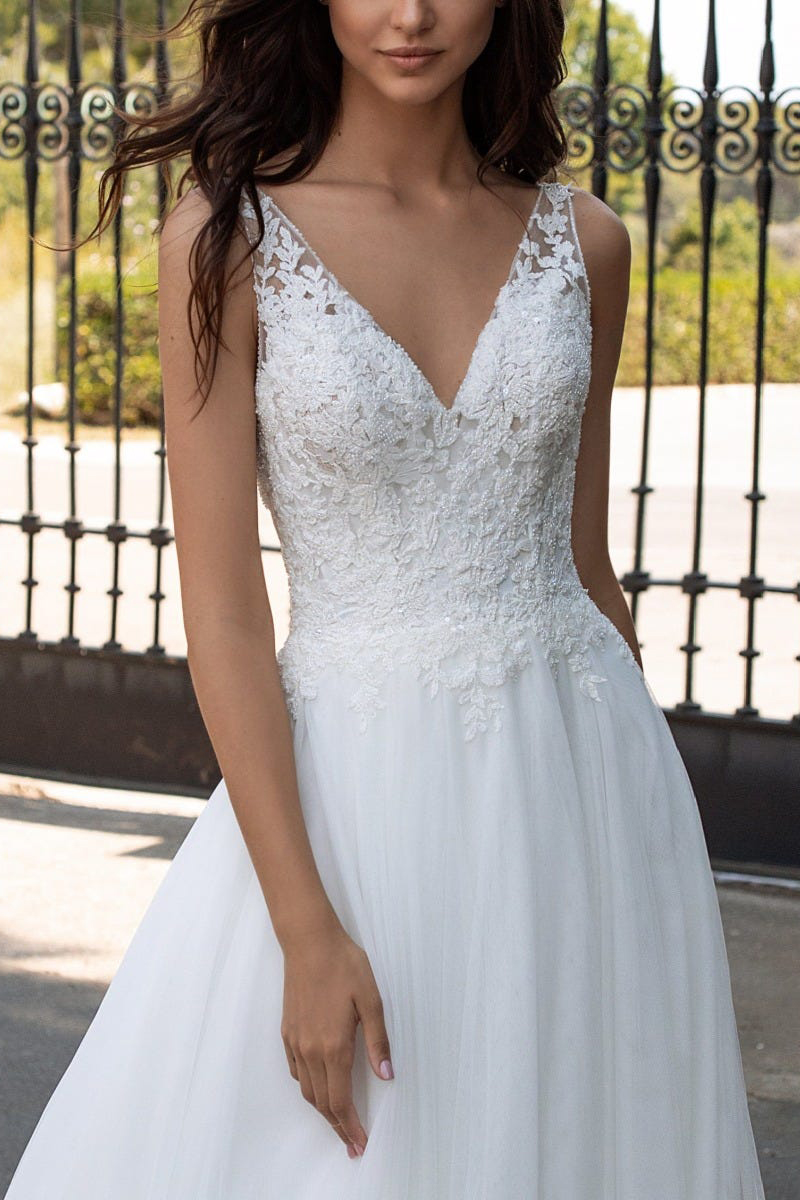 Buste en dentelle et perles