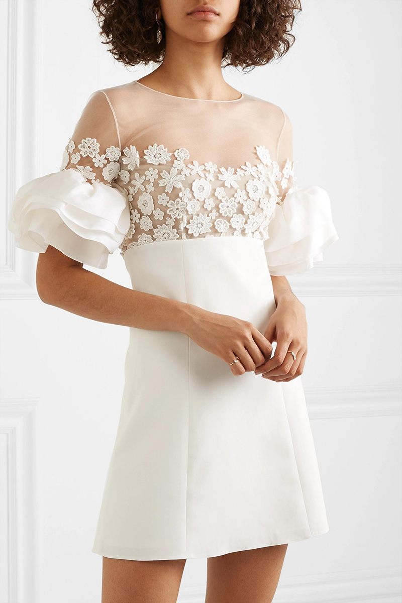 Robe de mariée courte à fleurs
