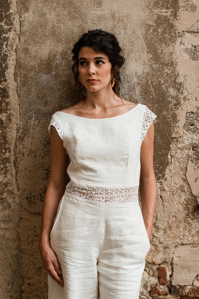 Combinaison en dentelle et lin bio