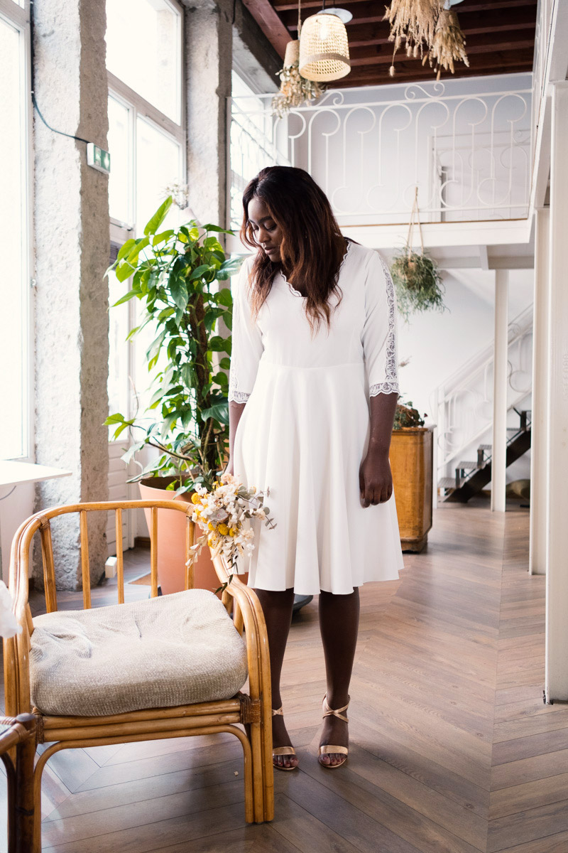 Robe courte grande taille pour mariage civil