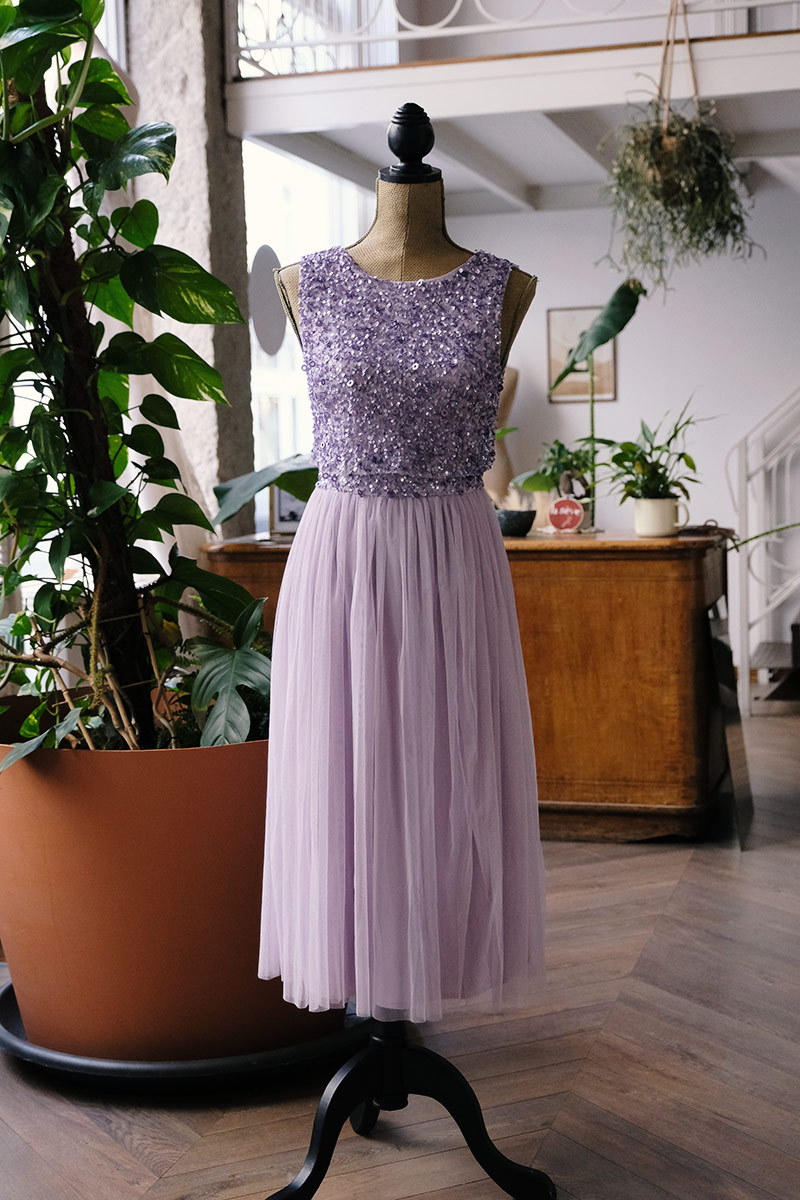 Robe de cérémonie lila
