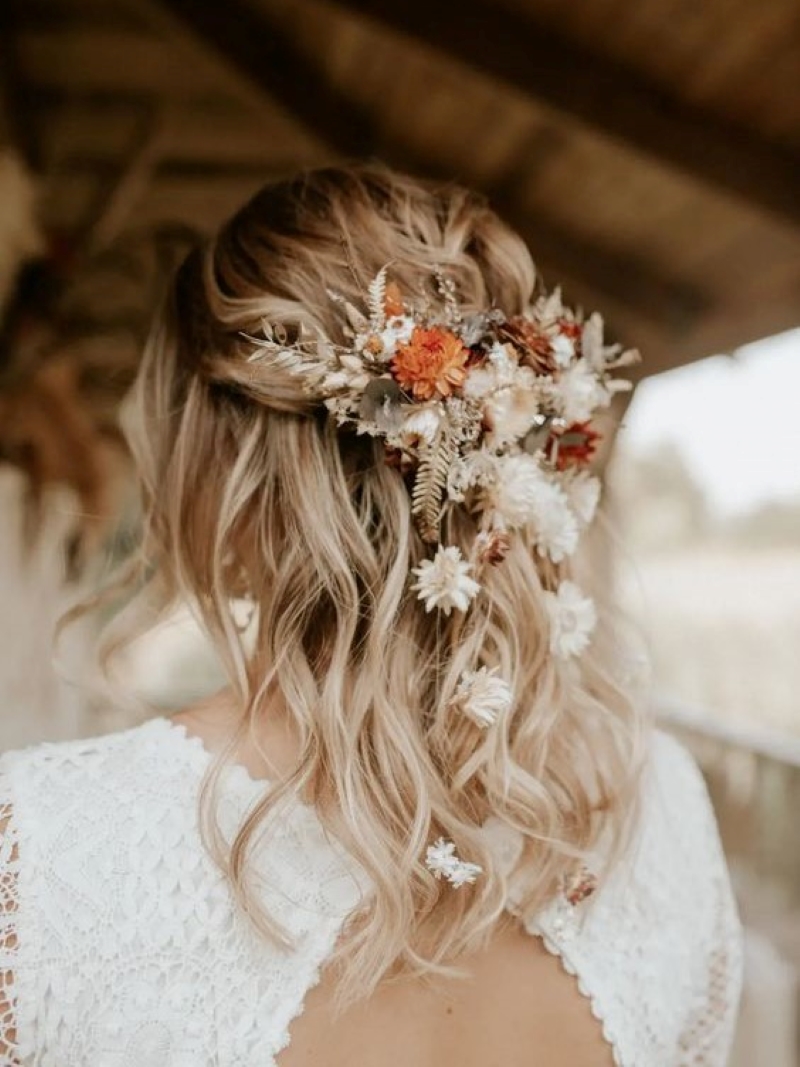 Peigne de mariée en fleurs séchées