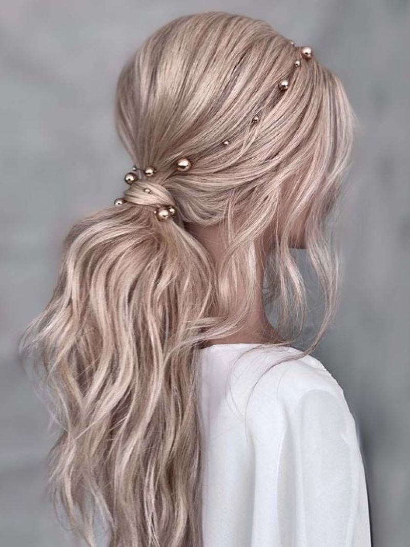 Coiffure de mariage moderne