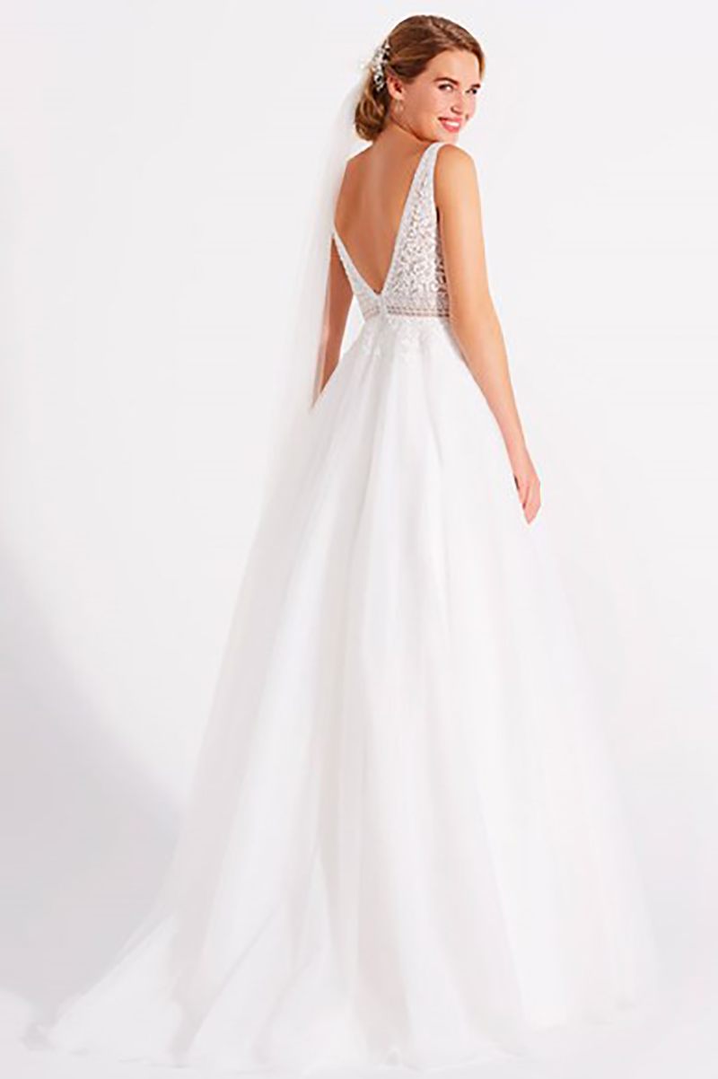 Robe avec traine discrète