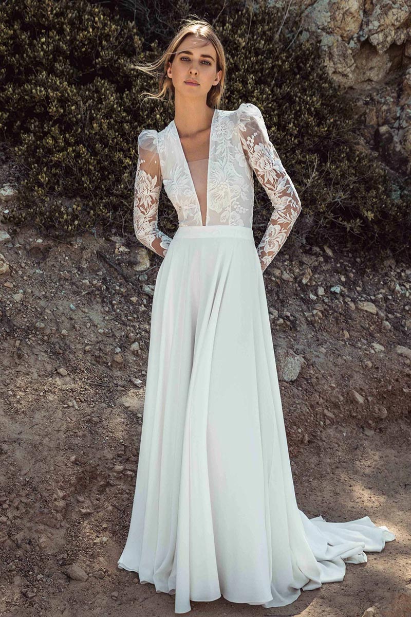 Robe agréable avec petite traîne