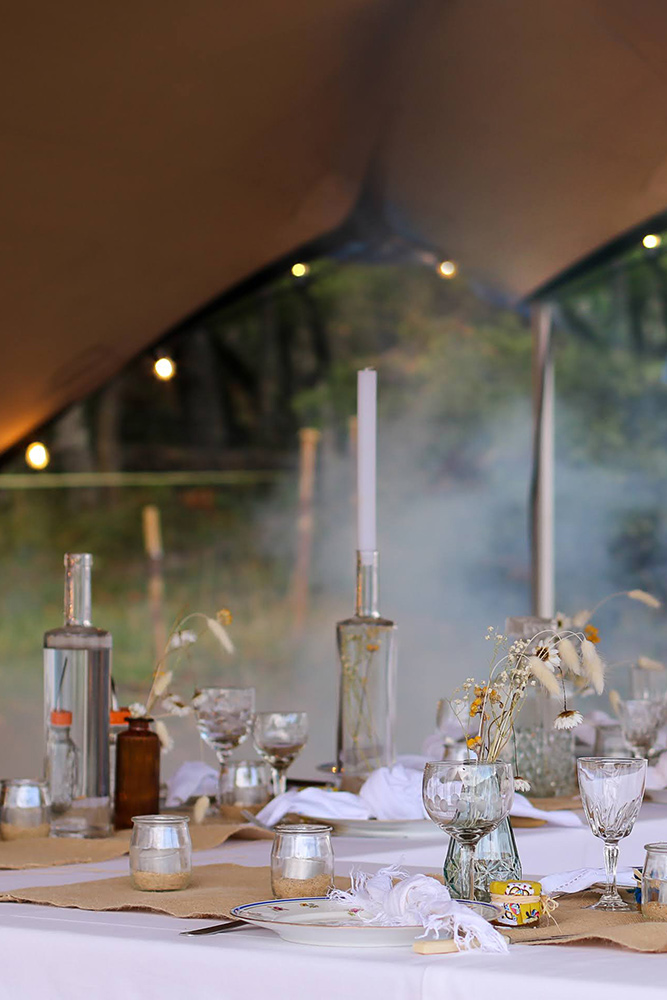 Mariage romantique sous tente