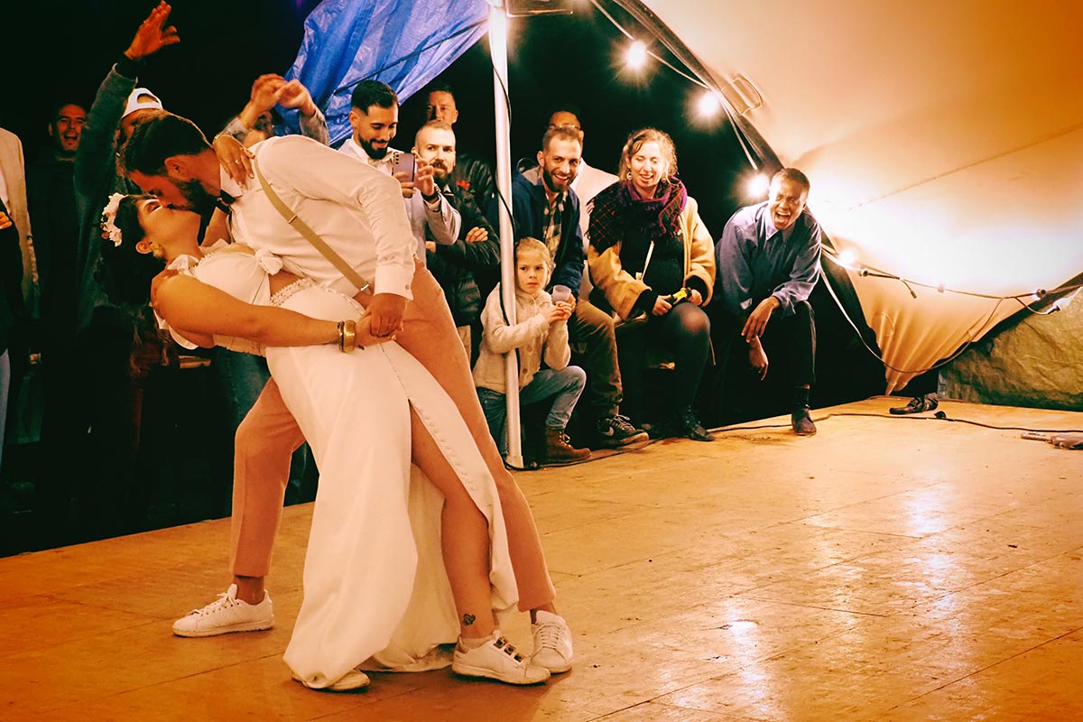 La danse des mariées