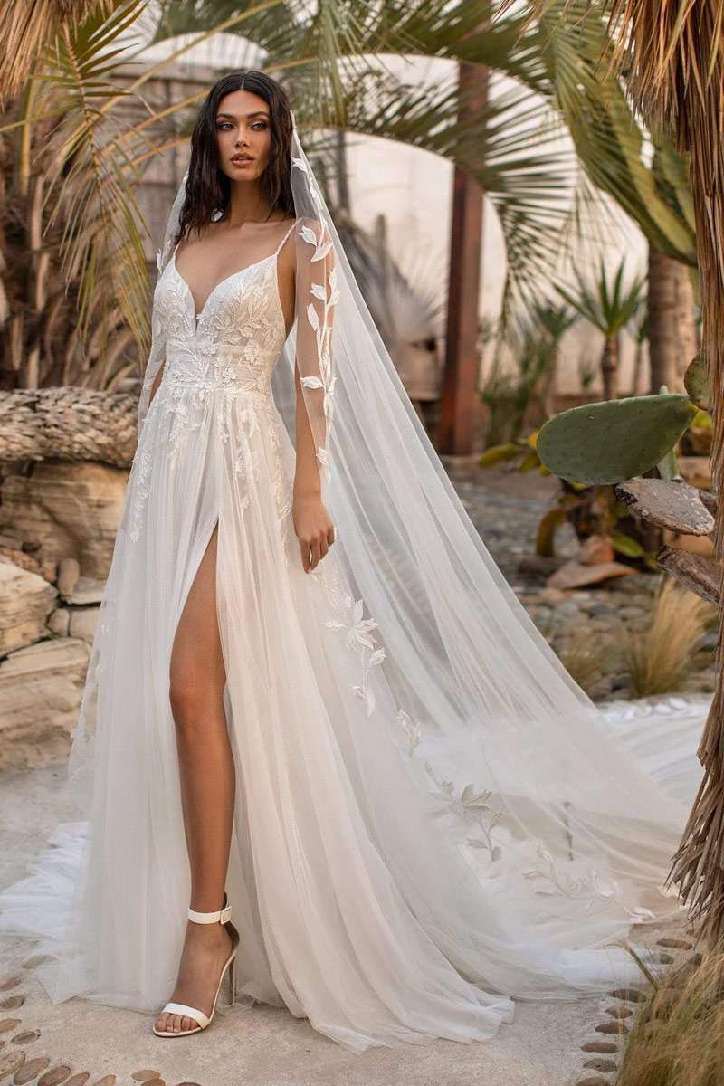 Voile long brodé de feuilles