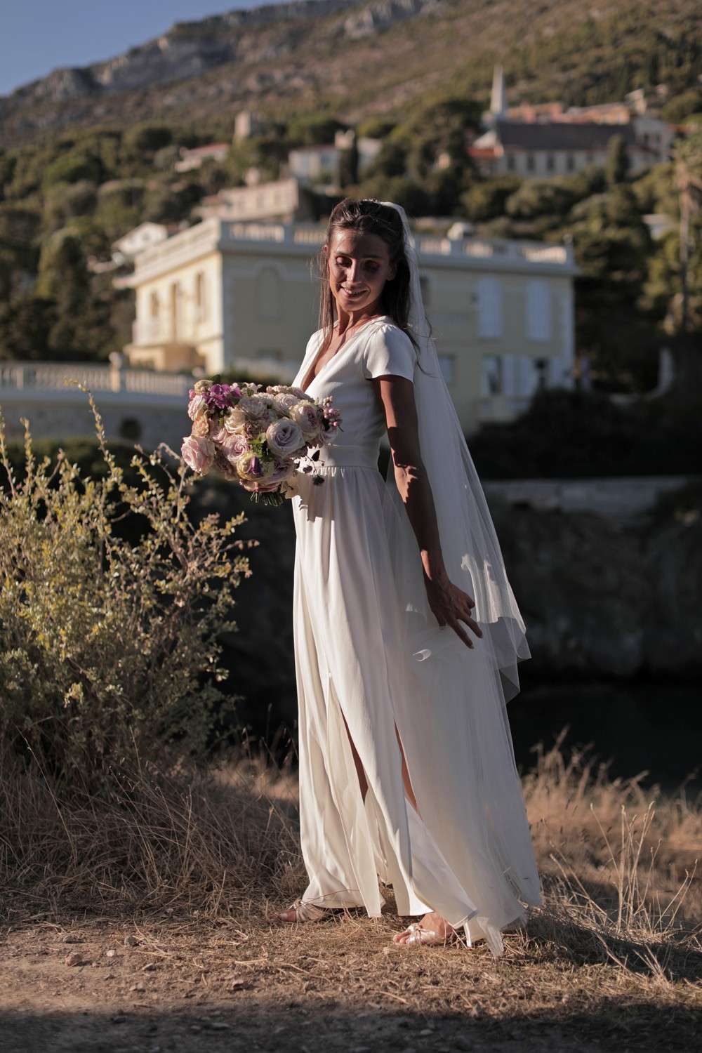 Robe longue épurée pour un mariage civil