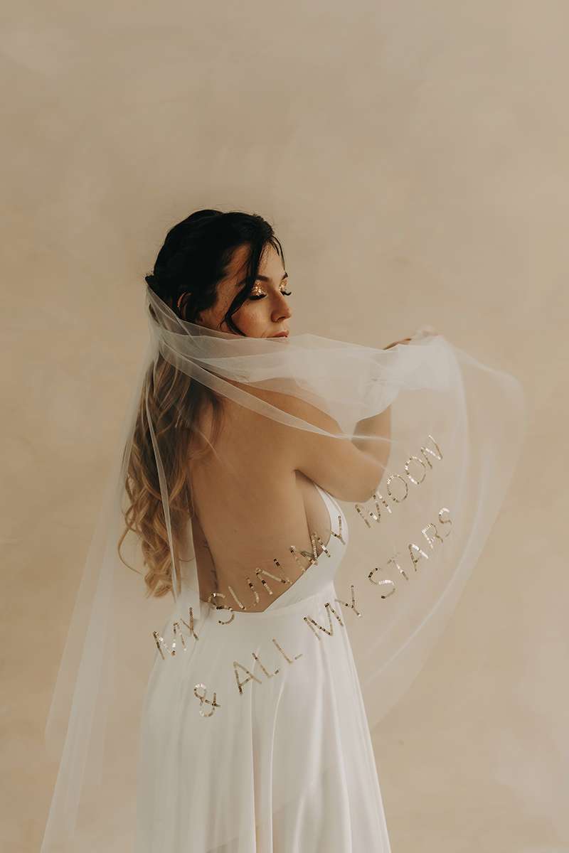 Voile avec écriture