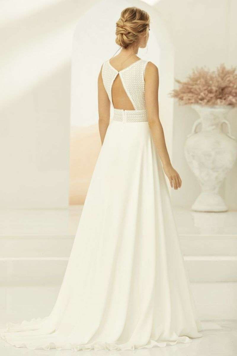 Robe de mariée bohème dos nu inversé
