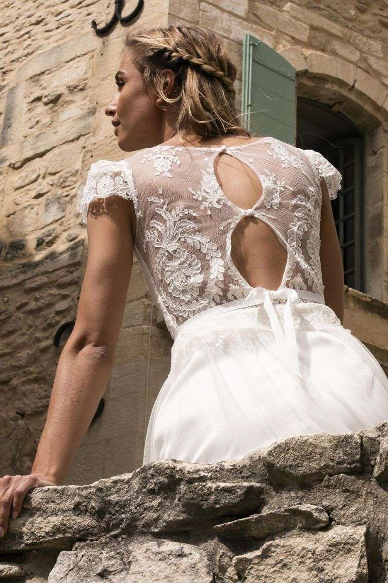 Dos ouvert en dentelle de Calais