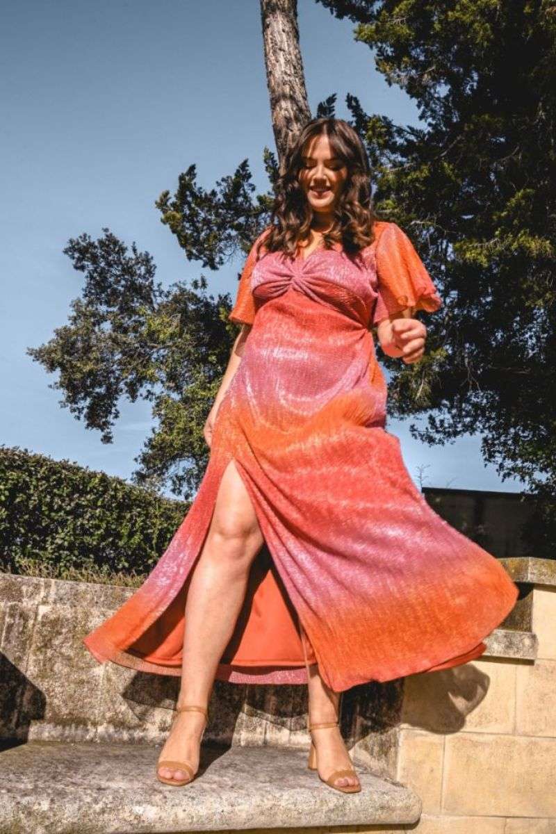 Tenue invitée mariage orange