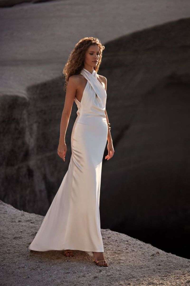 Robe de mariée simple en satin