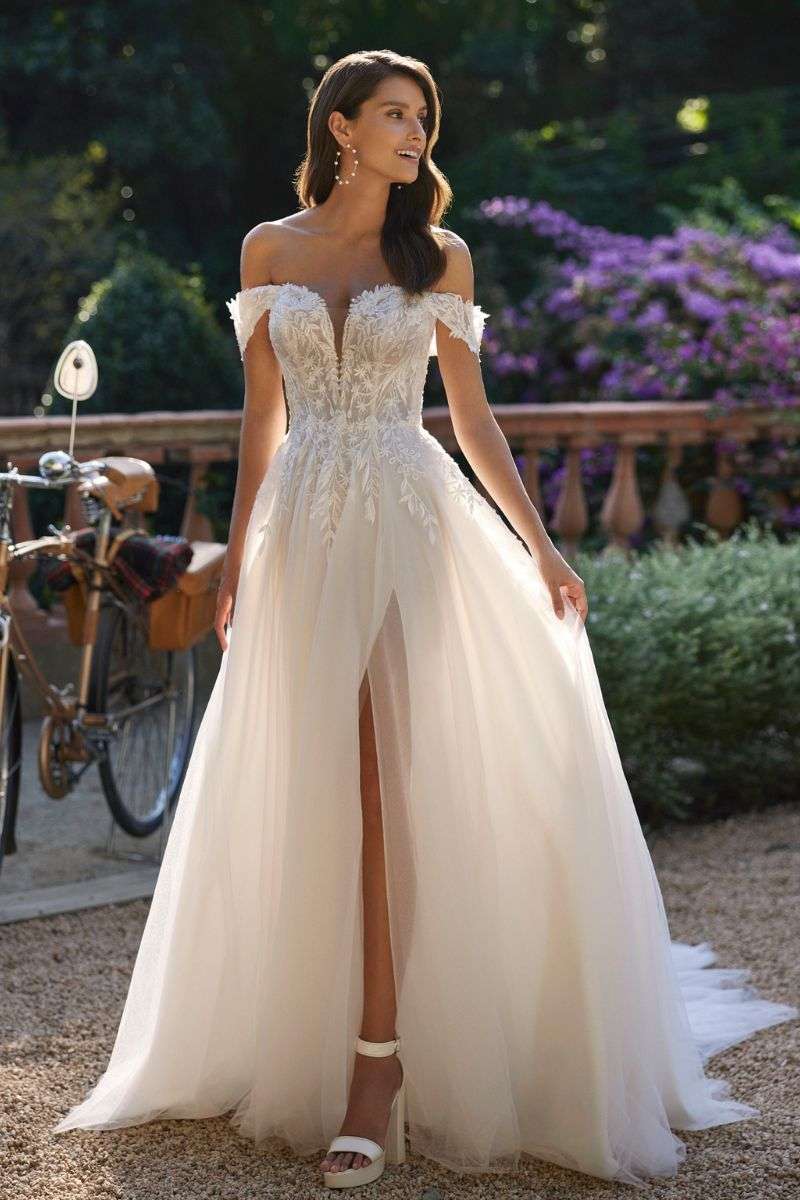 Bustier et manches épaules dénudées