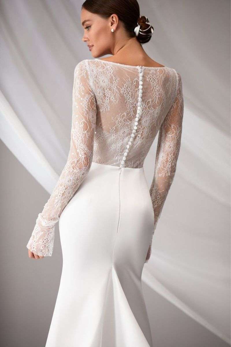 Robe de mariée à manches longues en dentelle