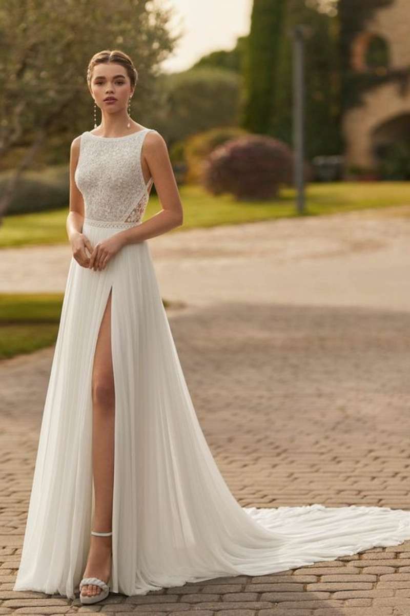 Robe fendue